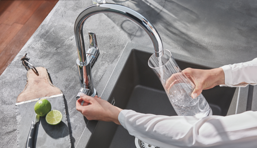 Grohe under-the-sink water filter with carbonated water